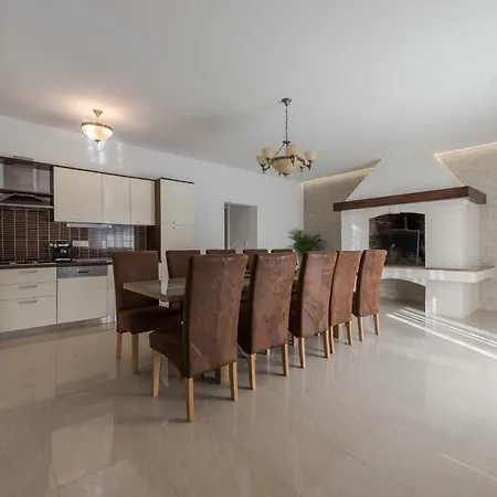 Вілла Four Bedroom Horizon Задар