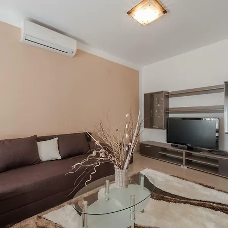 Four Bedroom Horizon *