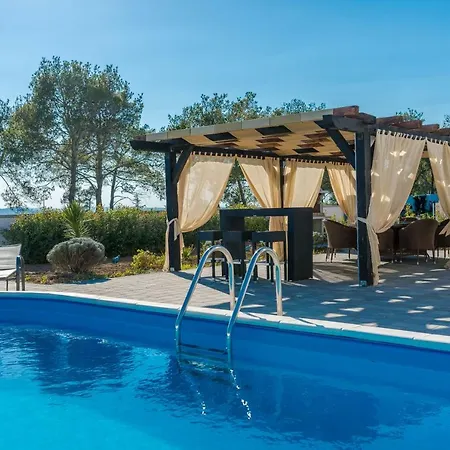 Вілла Four Bedroom Horizon Задар