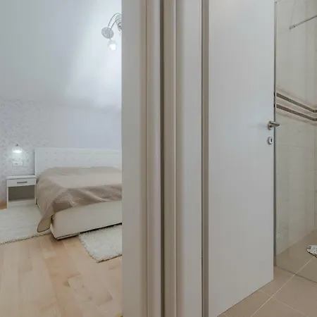 Вілла Four Bedroom Horizon Задар