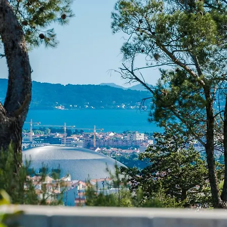 Four Bedroom Horizon Villa *