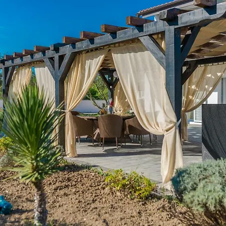 Four Bedroom Horizon Villa *