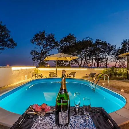 Villa Four Bedroom Horizon