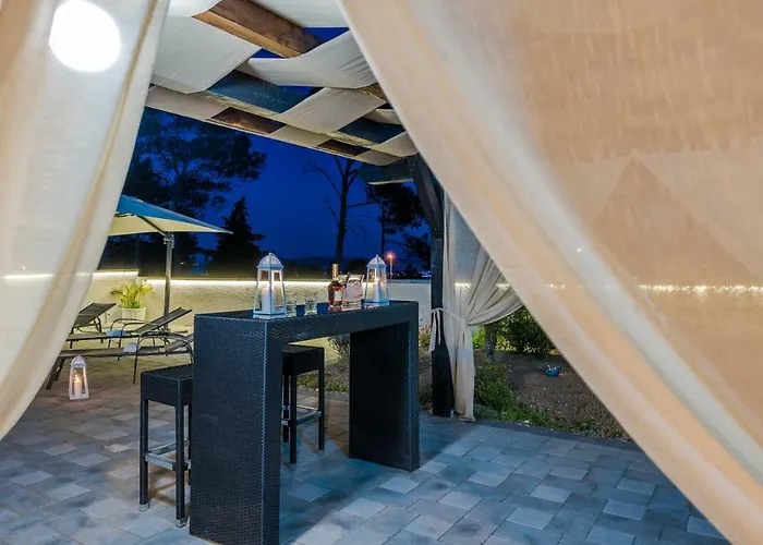 Four Bedroom Horizon Villa Zadar