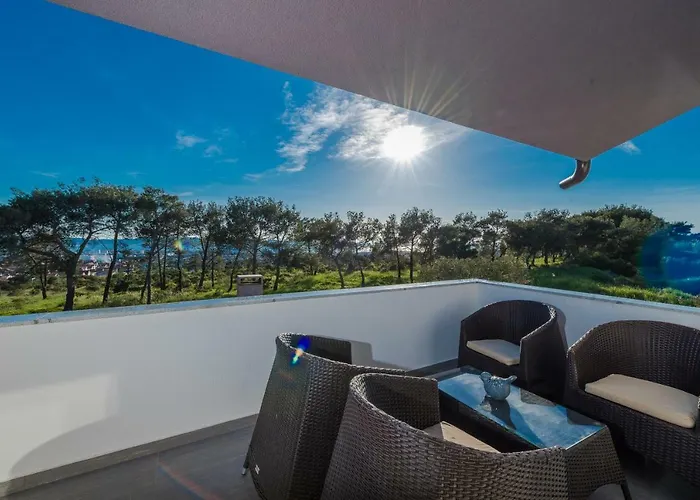 Four Bedroom Horizon