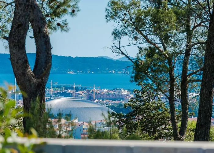 Four Bedroom Horizon Villa *