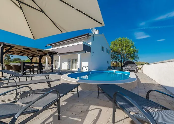 Four Bedroom Horizon Villa Zadar